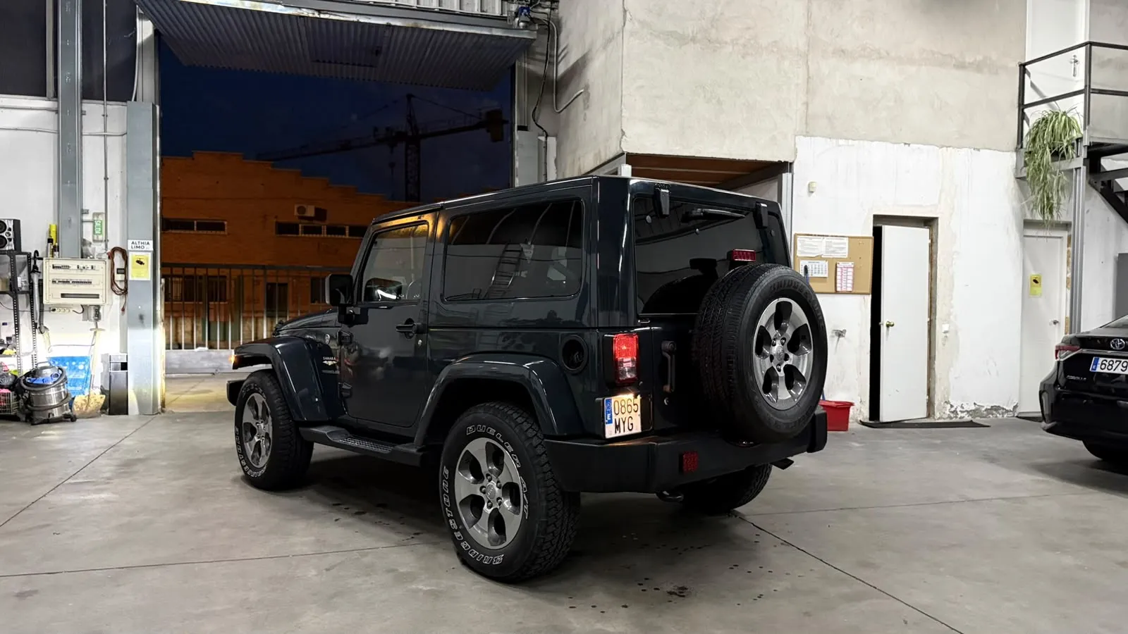 Jeep Wrangler Sahara front three-quarter view